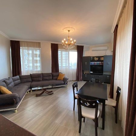 Gorgiladze Black Sea Apartment Батумі Екстер'єр фото