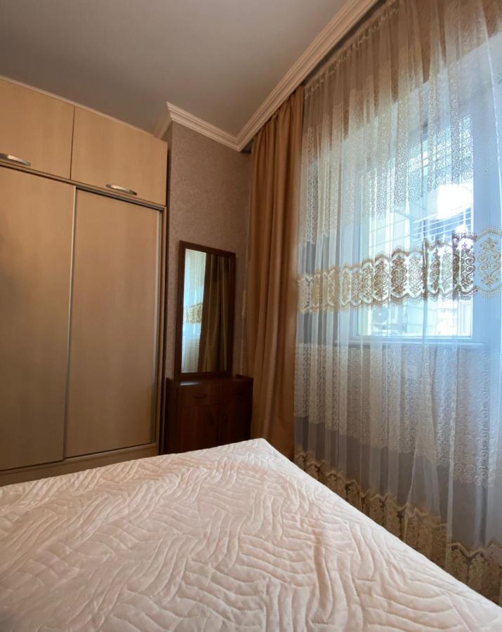 Gorgiladze Black Sea Apartment Батумі Екстер'єр фото