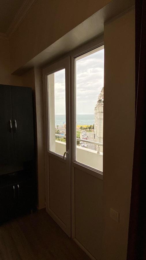 Gorgiladze Black Sea Apartment Батумі Екстер'єр фото